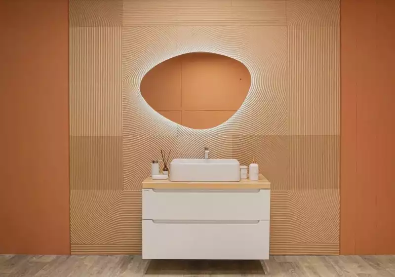 Зеркало 700Х1000 Lucas-ТХ (подсветка, бесконтактный сенсор) (СЗ)