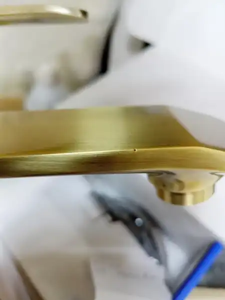 Смеситель для умывальника однорычажный, литой излив, под бронзу (5030) GFmark , о/г